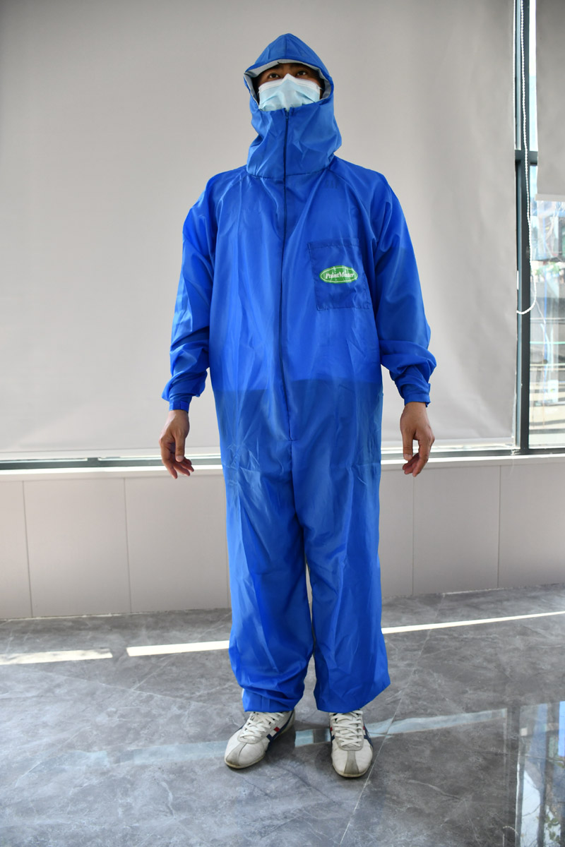 What suits do cleanroom technicians wear?